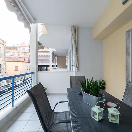 Ninas Central Apartment Kavala Bagian luar foto