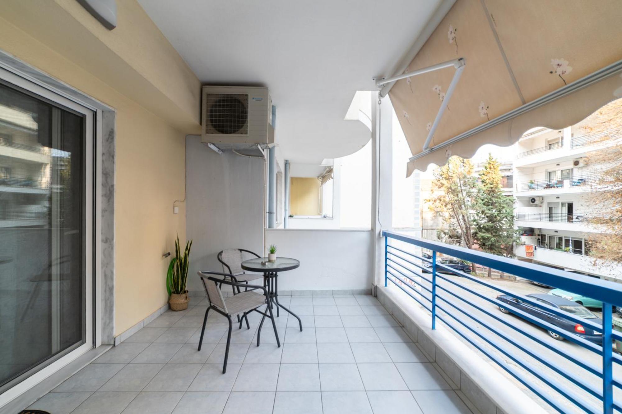 Ninas Central Apartment Kavala Bagian luar foto