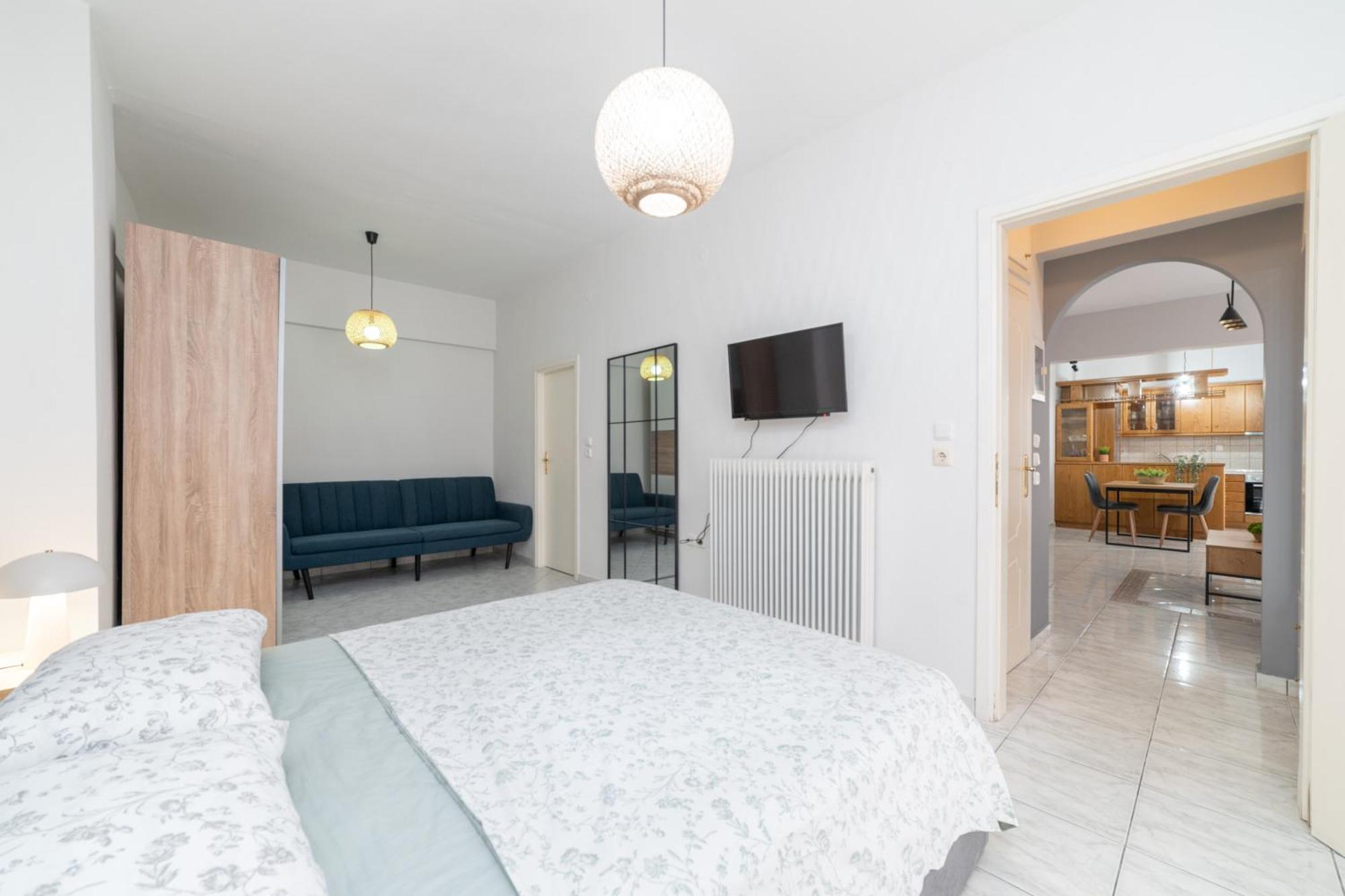 Ninas Central Apartment Kavala Bagian luar foto